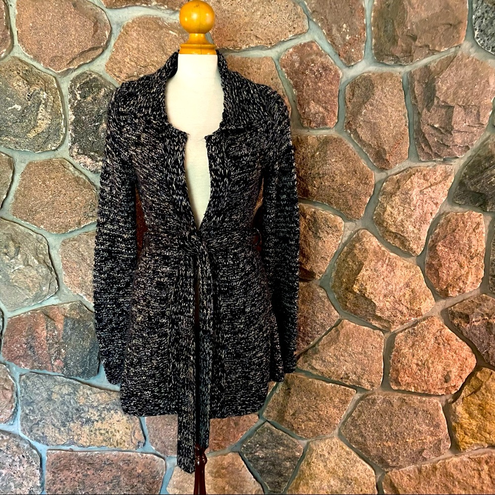 Cozy Guess knit cardigan